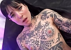 Tattooed Awlivv Seeks A Doctor To Treat Her Palpitating Cunt