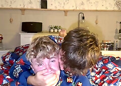 Lad Duo Penetrate in Couch, Then Solo Popshots