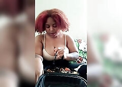 Stuffs Her Face! Cute Mixed Black Hotty Tries BBQ - Mukbang