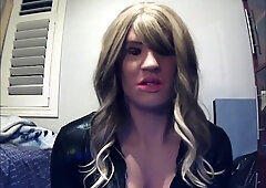 Just Playmate Pt2! Close Ups Of Female Mask Playmate And Her Tight Suit!!!