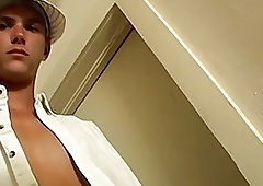 Straight dudes strip before stroking their dicks together