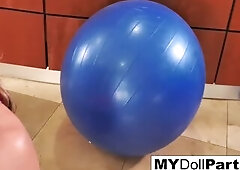 Injured Kayla gets a her feet worshipped by her girlfriend