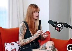 The Reality of Camming, Kink, and Creative Freedom with The Reality of Camming, Kink, and Creative Freedom with Sally Dinosaur