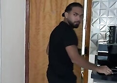 I WOKE UP MY CUCKOLD ALLY WITH SEX