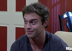 Muscle jock anal invasion hookup with jizz shot