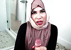 MuslimTabu - Big tits curvy Hijab Wife Tokyo Lynn Can No Longer Resists Her Horny Husband