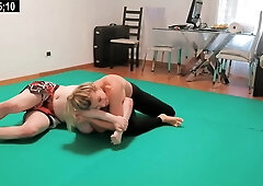 Pamela Strong And Verified Amateurs - Pamelas Strip Match