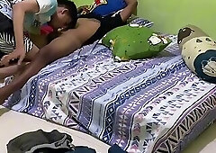 Supir truck mencoba lubang belakang