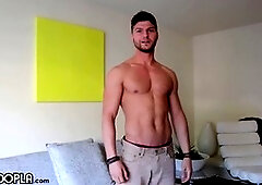 Sexy stripper Rob Burry strokes himself solo in a dazzling performance