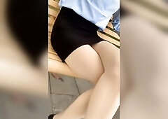 OL伪娘衬衫包臂裙肉丝细高跟路边脱下内裤拿在手里