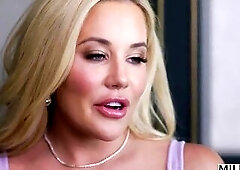 MILFY Anal loving mother i'd like to fuck screwed hard