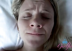 Amateur babe and model Riley Star gets foot play, sucks cock and gets eaten out POV