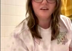 cute hotty humiliates u in the bathtub, then jerks u off (fetish custom episode)
