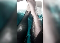 Nicki-Crossdress undressed in bathtub with ebony Nylons