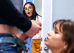 Brazzers - Squirter Hall Monitor Emily Willis Helps On Dorm Babe With Muff Juice