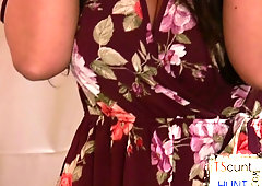 Dominant transgender babe cums on busty milf