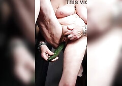 Granny screws shaggy cunt with cucumber