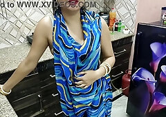 Bhabhi served yummy tea of her breast milk to padosi and gave him a to drink his thick cum
