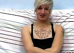 Inked twink jerks off solo after casting