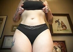 Kind Giantess Eats You & Keeps You Safe