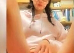 Cute trans masturbate with video on (closeup)