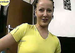 Ossi Weib will endlich hart gefickt werden