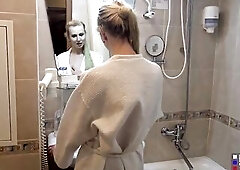 Hawt shemale Lisa Romanova looks tempting. The pont of time that babe entered the washroom with her robe on, that babe then undresses it off and gentl
