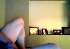 Bigg man showing off