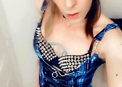 Transsexual Baddie Likes Showing Her Body