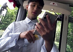 Czech Hunter: Broken ATM Leads To Fun