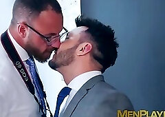 Bearded hunk Kike Gil sucks rock hard cock from classy hunk