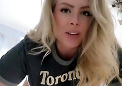 Close up MiLF getting it in the ass