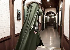 A intimate pont of time for the Blond Knight! Clad in a constricted green uniform with shimmering golden mechanical arms, that babe unfolds a visual f