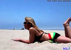 MILFTRIP Lipstick MILF Stevie Lix Bathes In Cum