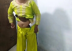 College Ki Moti Senior Ladki Ko Junior Student 18+ Ne Godi Me Uthaa Ke Choda Indian College Sex