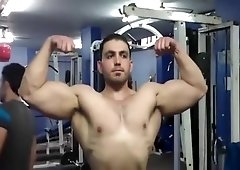 Arab Flexing