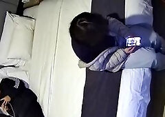 大學城民宿 無敵的鄰家清純系長髮女生 被男友扣逼到發軟 把男友口硬 陰唇好大 女上位到高潮民宿,扣逼,陰唇,高�