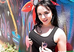 Sensual brunette Macey Jade gives a passionate blowjob on the knees