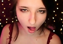 AftynRose ASMR Before Bed Kisses Video