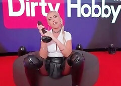 Uninhibited at the VENUS MESSE BERLIN ALL HOLES + PUBLIC PISS! Daynia