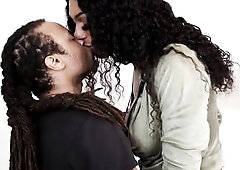 TGIRLPORNSTAR - Queen Cammii Wild On Reverse Cowgirl