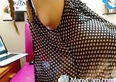 Gils teasing with her booty