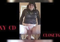 Sexy Cd riding huge dildo