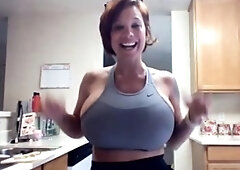 Hot Busty Webcam Babe Masturbate Solo