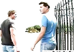 Outdoor blowjob for some cash