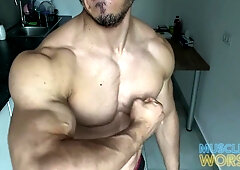 College Boy Flex And Cum