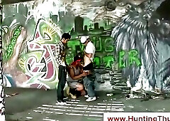 Black guy orally pleases in the ghetto