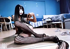 Siziko Asia beauty self shoot on mirror