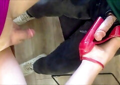 The thick pizza stud's cock left me covered in his cum