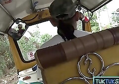 Amateur Thai cutie picked up in a TukTuk for dirty sex in a hotel